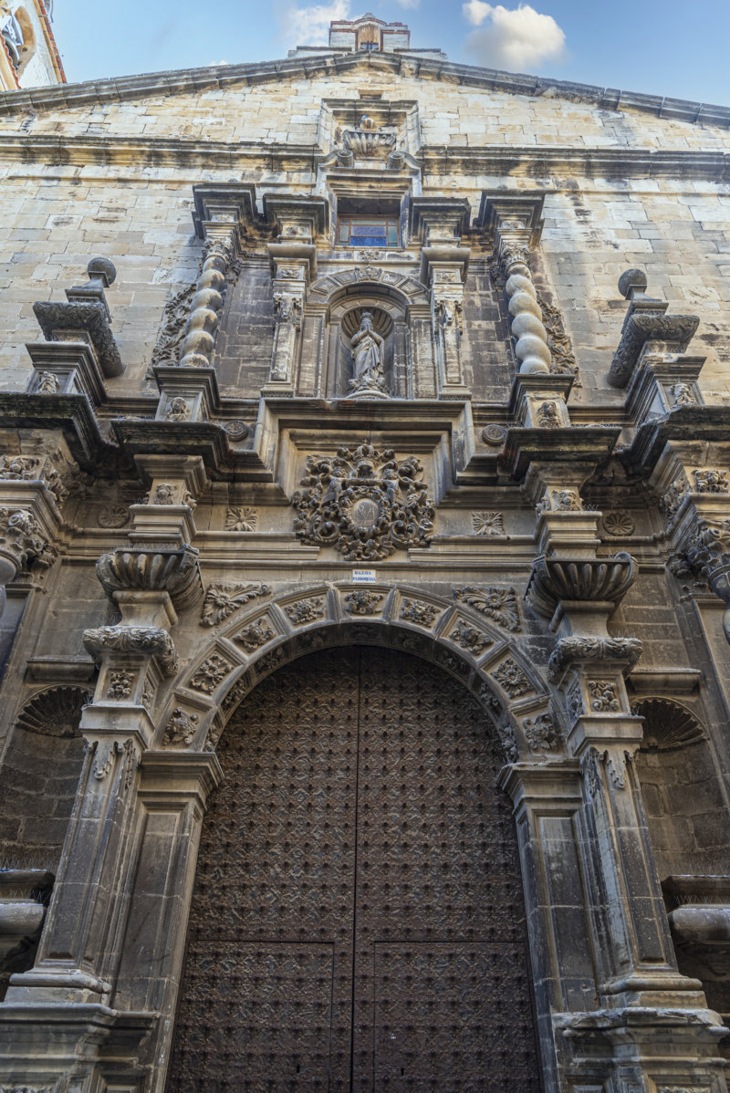 Teruel - Calaceite 06 - iglesia parroquial de La Asunción.jpg